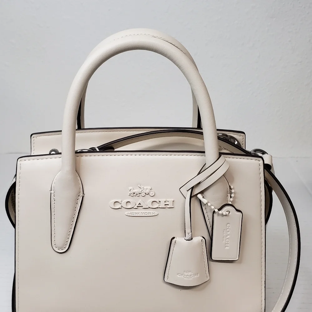 Coach Andrea Carryall Black White Leather Shoulder Bag Brand New 152-091725